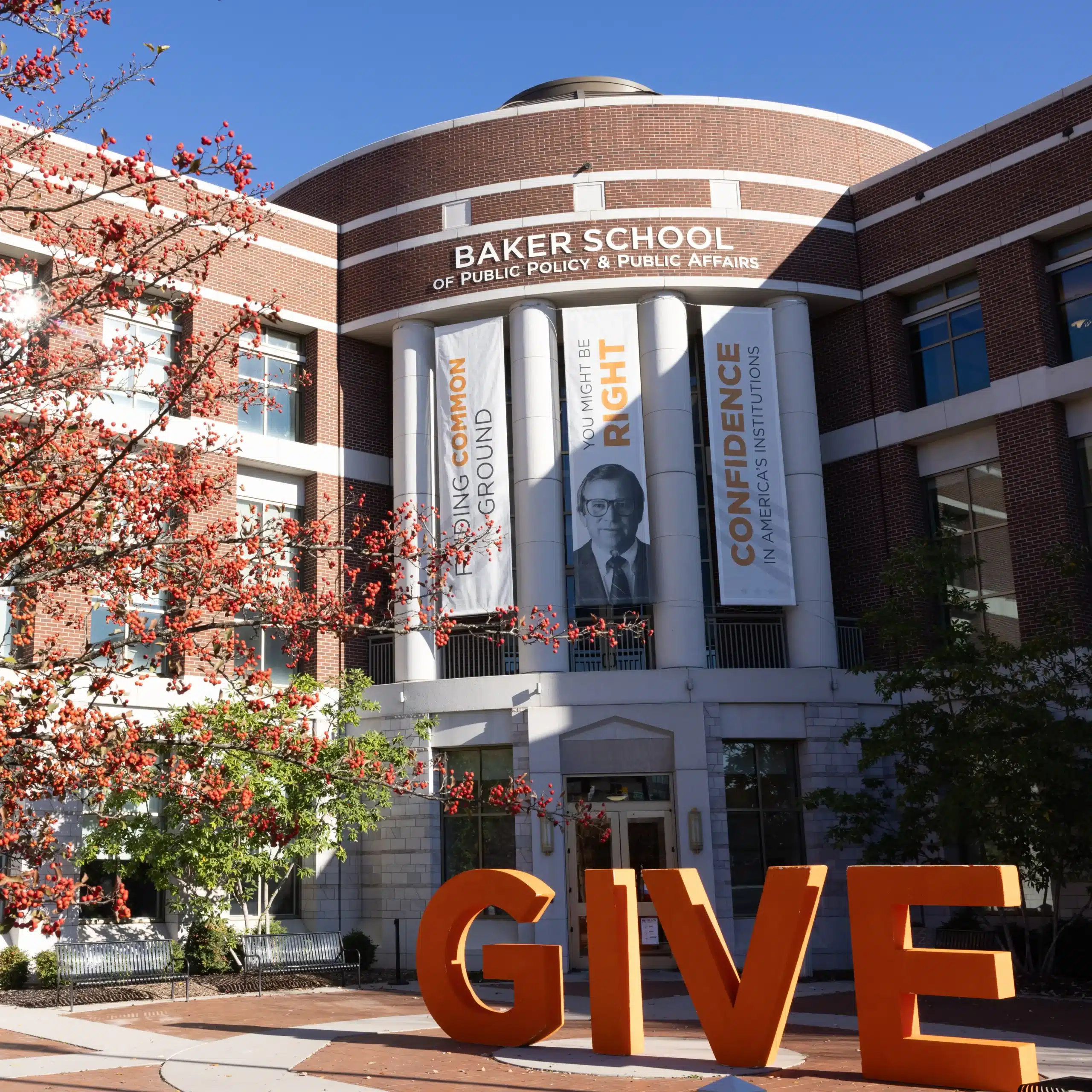 Baker Students Reflect on the Big Orange Impact of Philanthropy 