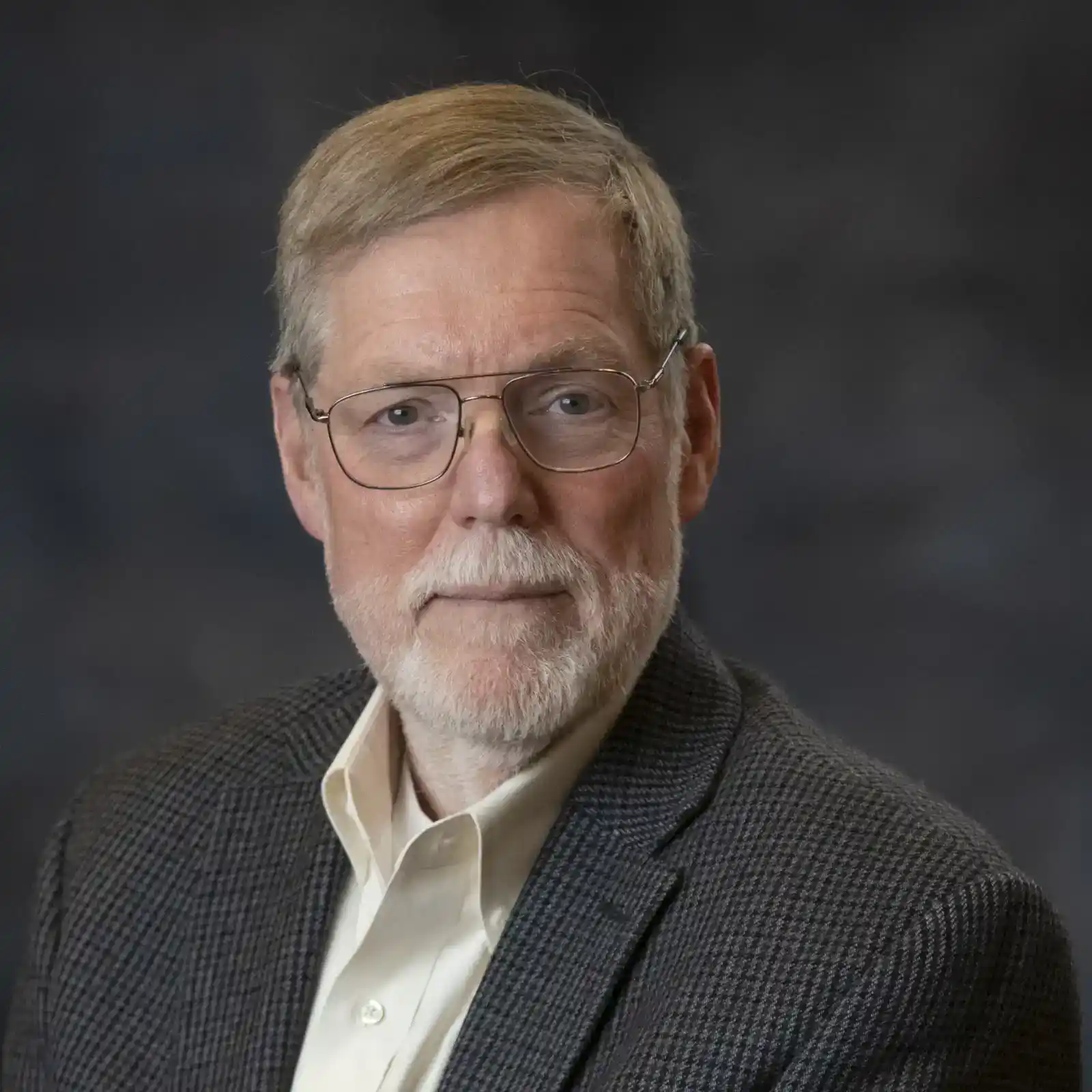 Headshot of Gary Brinkworth